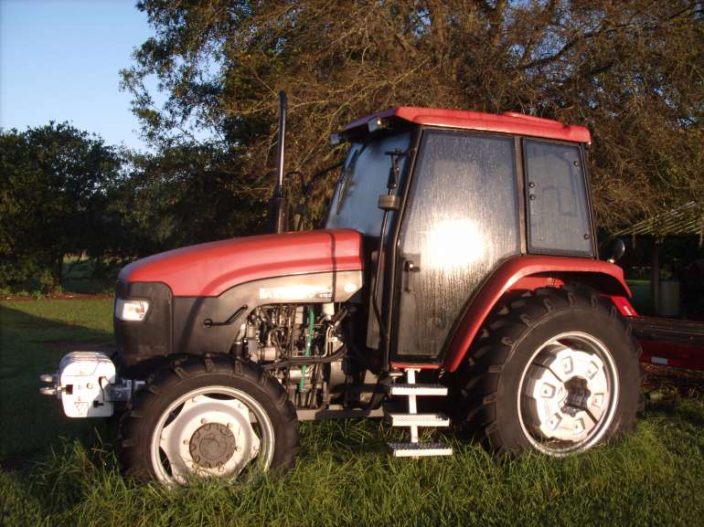 2006 Farm Pro Tractor 7040 for sale in Plant City, Florida