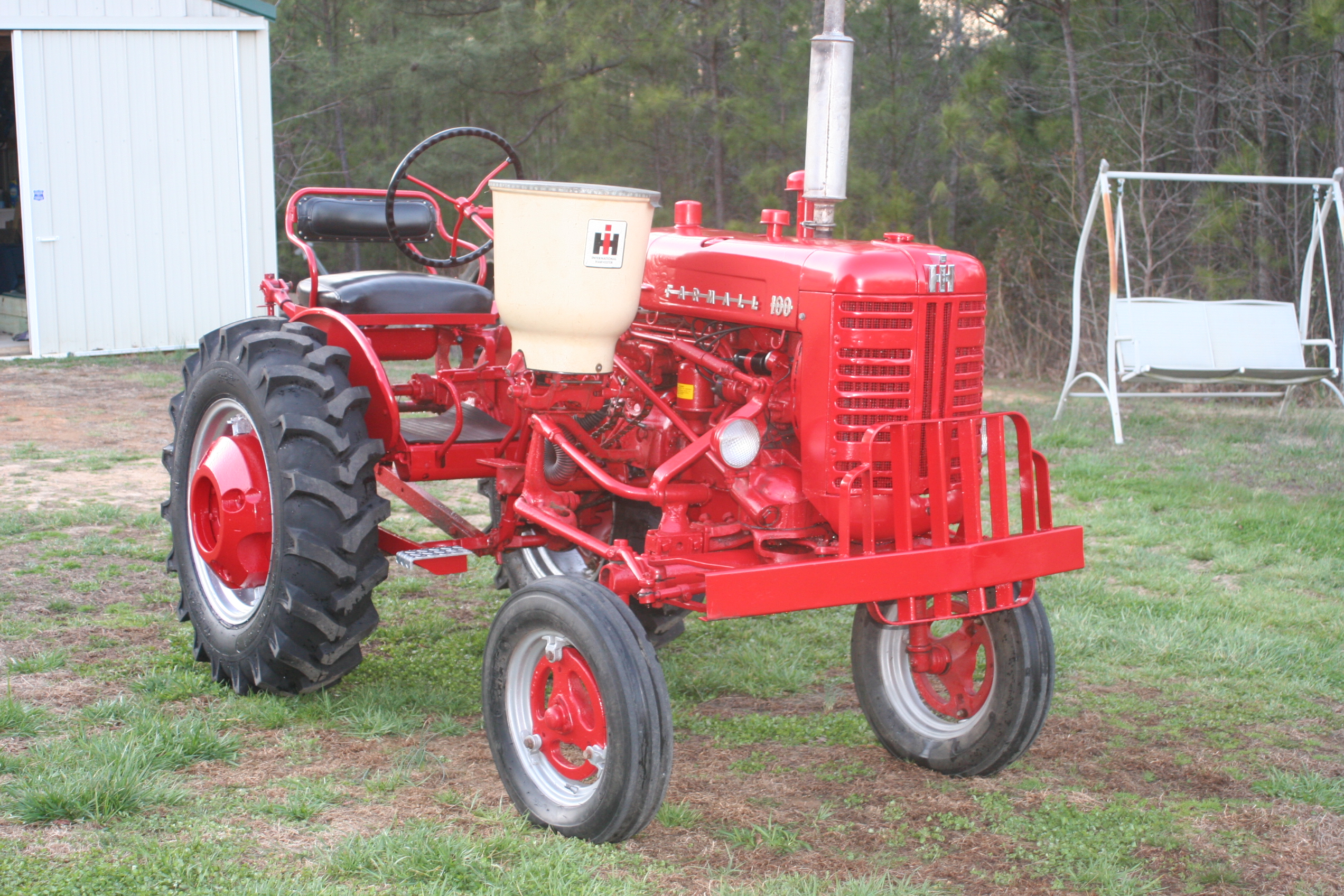 Tractor Story – 1955 Farmall 100 Distillate – Antique Tractor Blog