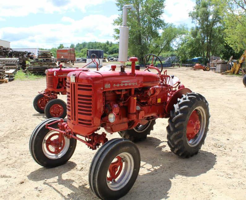 1955 MCCORMICK FARMALL 100 GAS WIDE FRONT TRACTOR
