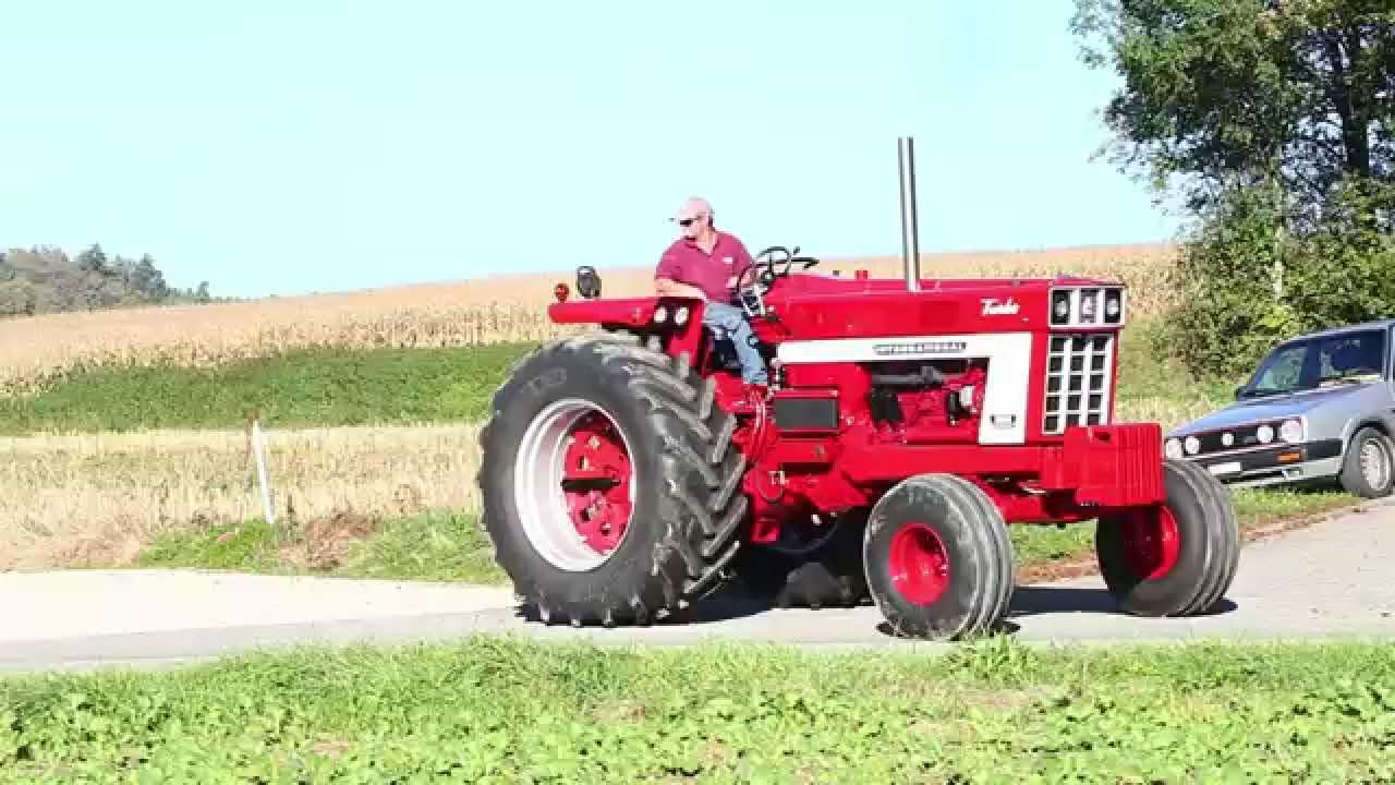 Farmall 1066 1973 / my first video, rebuilded is brandnew - YouTube