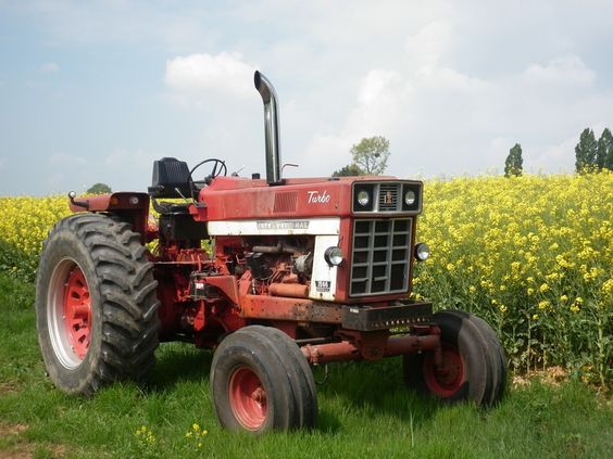 Farmall 1566 Turbo | 2015 Catalog ~ Tractor Photo Contest | Pinterest