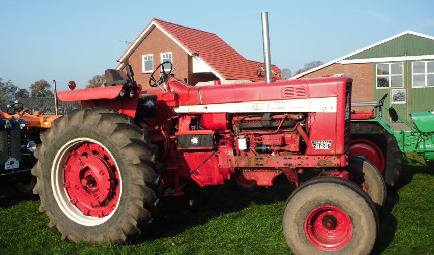 by dickt media farmall 826 pictures view all 7 pictures farmall 826 ...