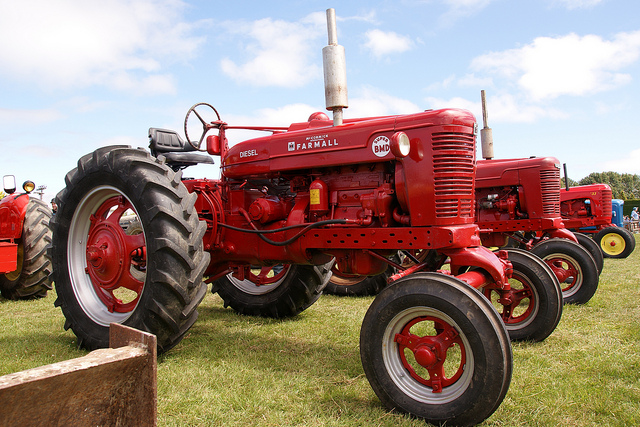 Farmall Super BMD Tractor. - a photo on Flickriver