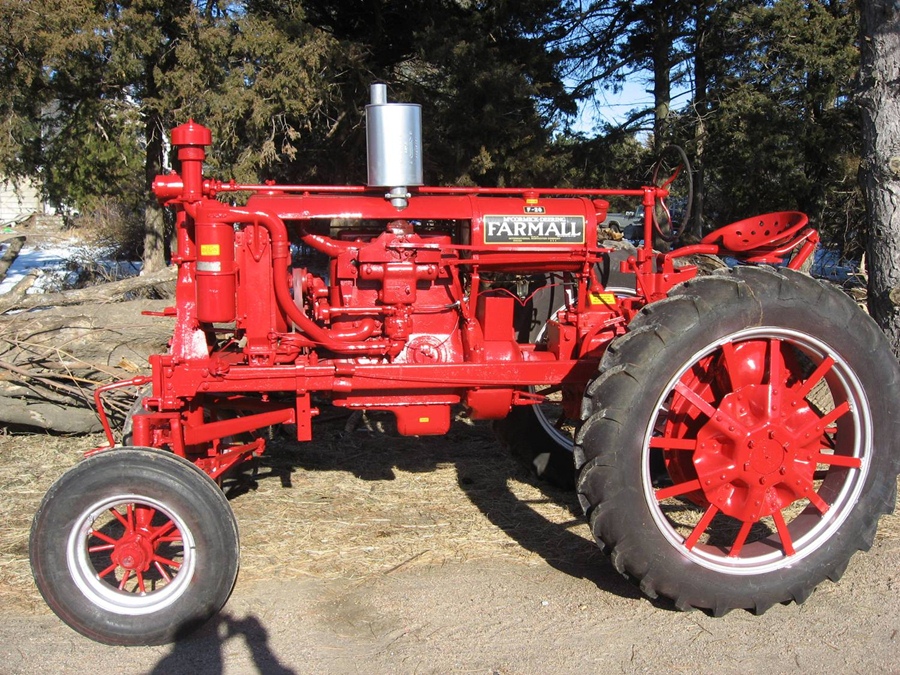 Tractor of the Week: 1938 Farmall F-20