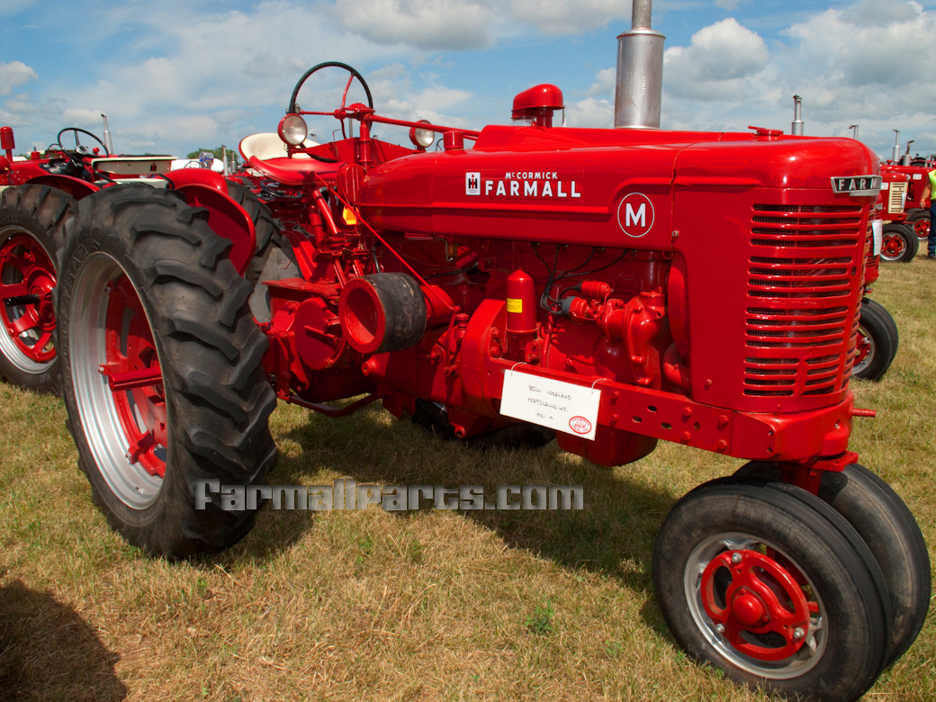 Farmall m. Amazing pictures & video to Farmall m. | Cars in India