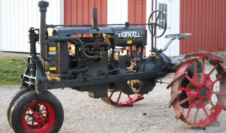 1928 Farmall Regular Tractor | Lot S171 | Walworth 2010 | Mecum ...
