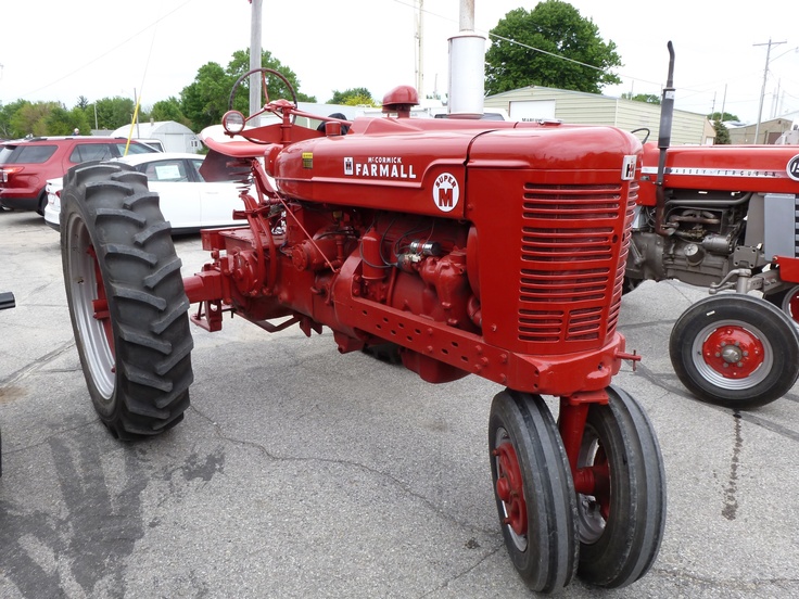 Farmall Super M | KICD Antique Tractor Ride | Pinterest