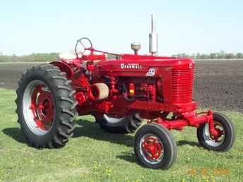 Used Farm Tractors for Sale: Farmall Super MTA (2004-04-28 ...