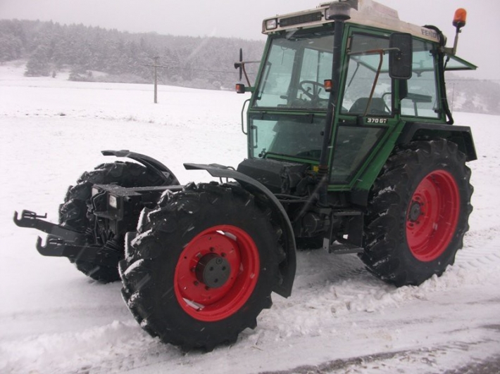 Fendt 370GT Specifications