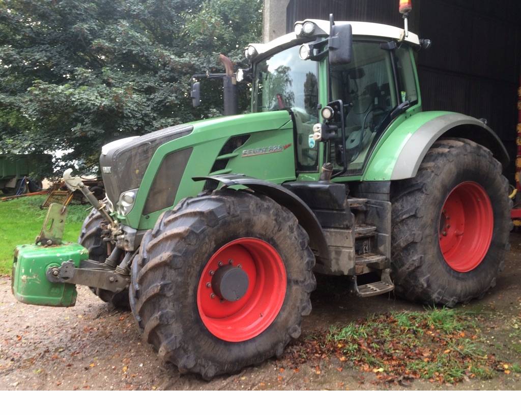 Fendt 828 Vario Tractors, Price: £89,000, Year of manufacture: 2013 ...