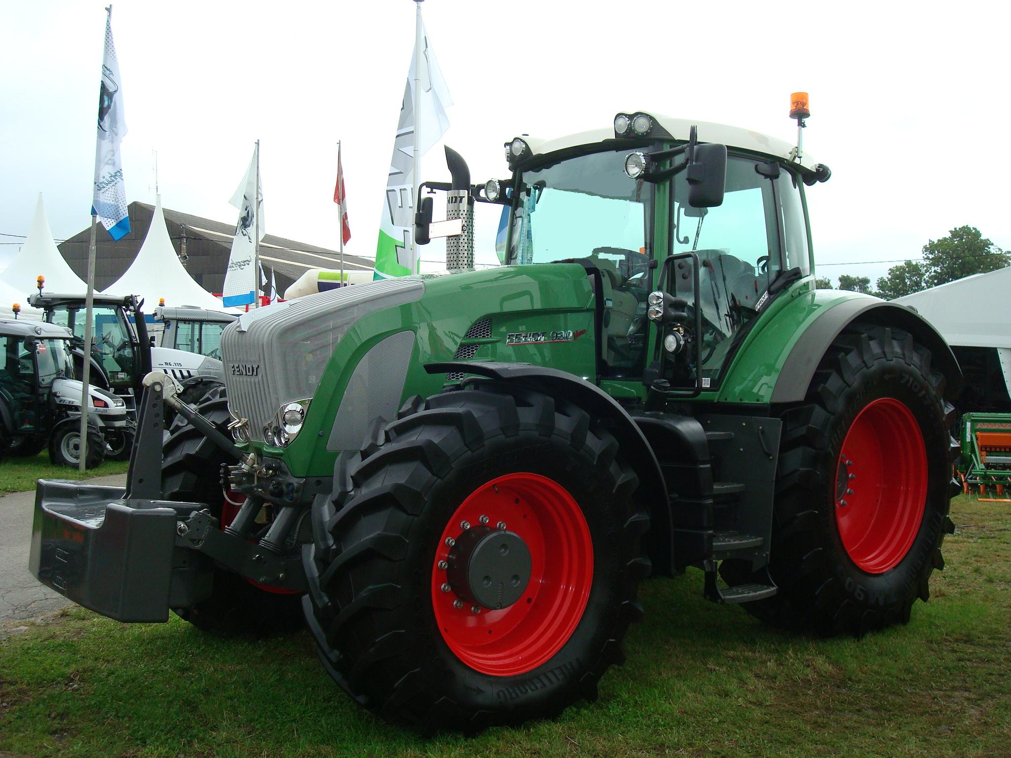 File:Traktor Fendt 930 Vario.JPG - Wikipedia