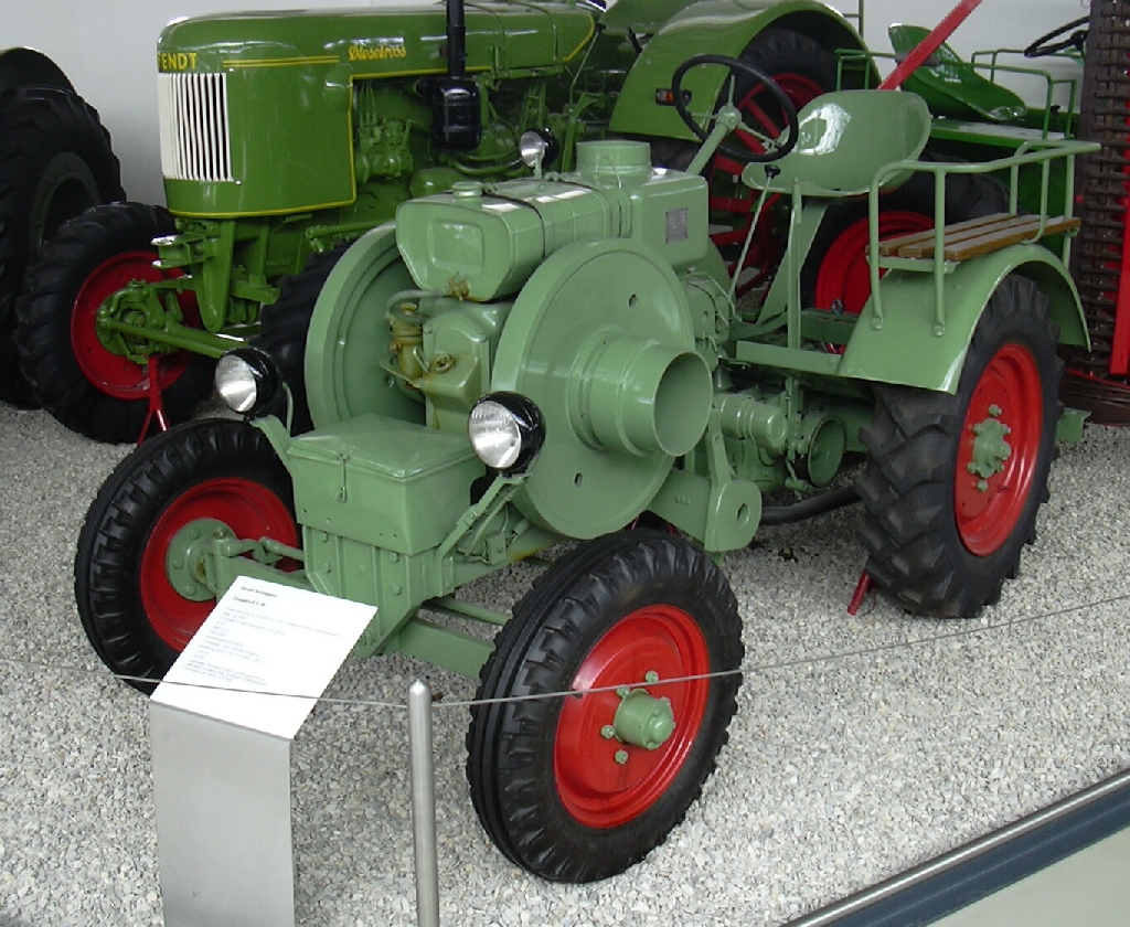 fendt-dieselross-f18-01 | Deutsches Traktorenmuseum Paderbor ...