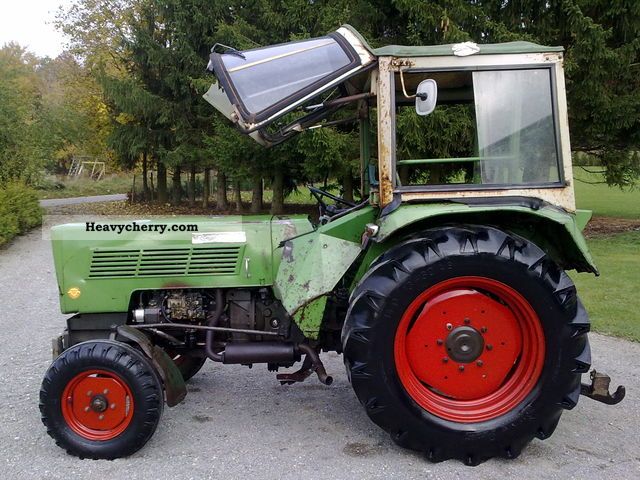 Fendt FARMER 102S 1973 Tractor photo