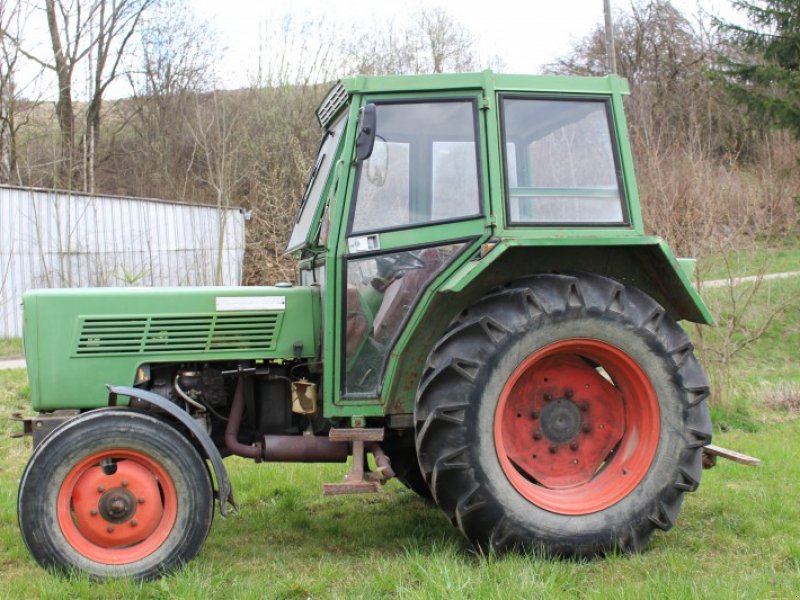 Fendt Farmer 104LS Turbomatik Traktor - technikboerse.com