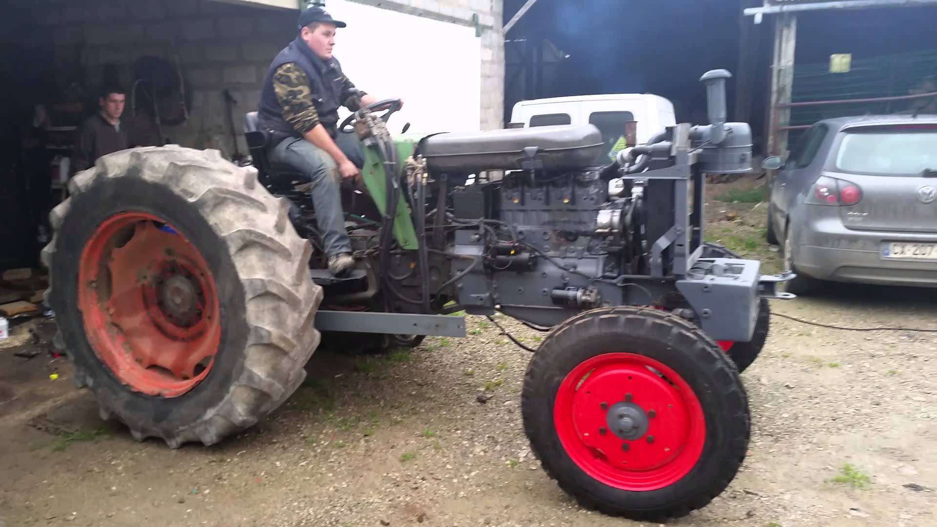 premiere sortie du fendt farmer 106s - YouTube