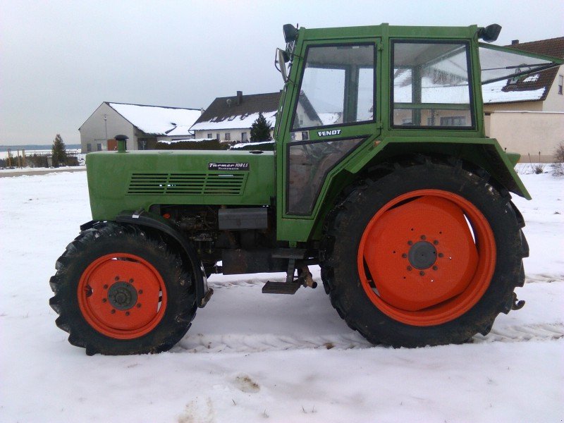 Fendt Farmer 108ls Traktor - technikboerse.com