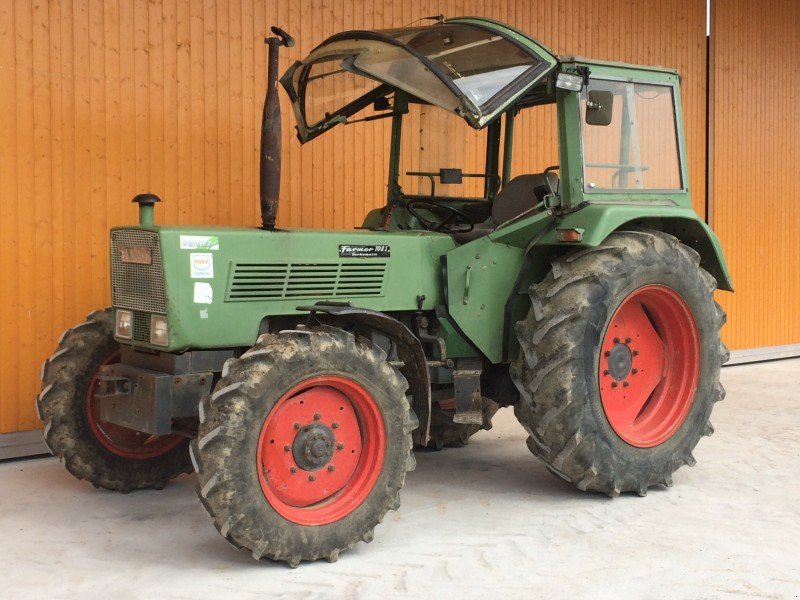 Fendt Farmer 108 S Turbomatik Traktor - technikboerse.com