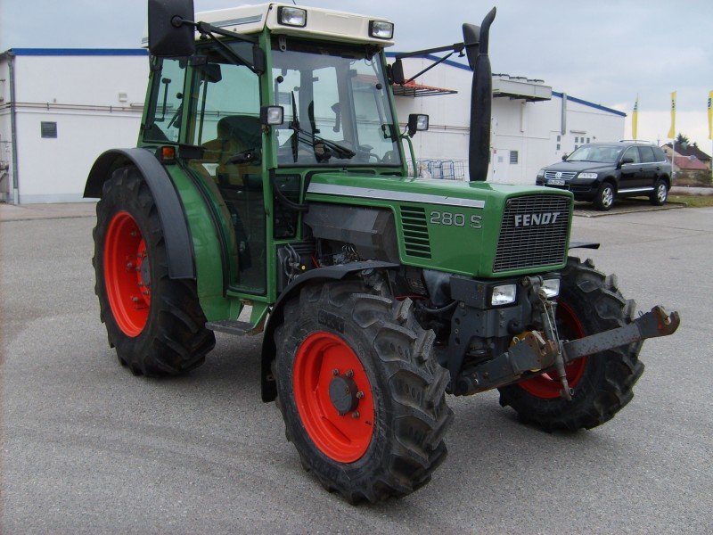 Fendt Farmer 280 S Traktor - technikboerse.com