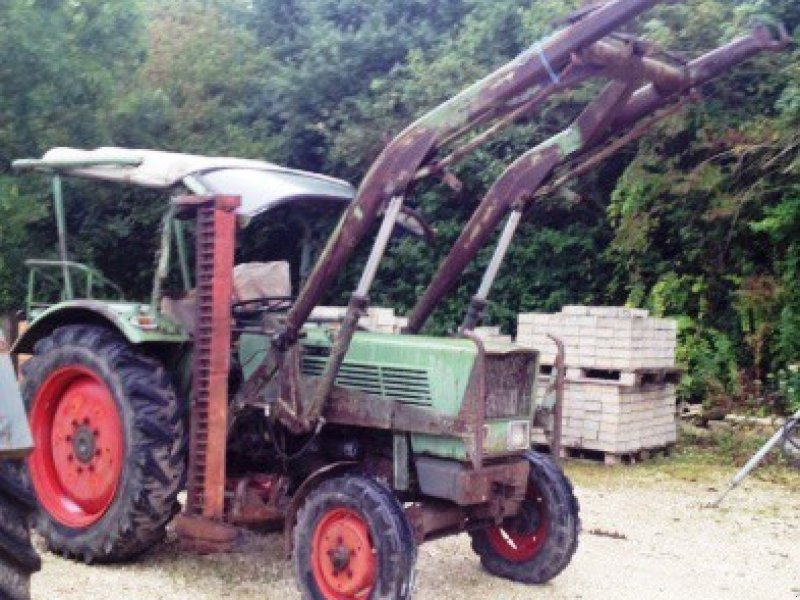 Fendt Farmer 2E Tractor - technikboerse.com
