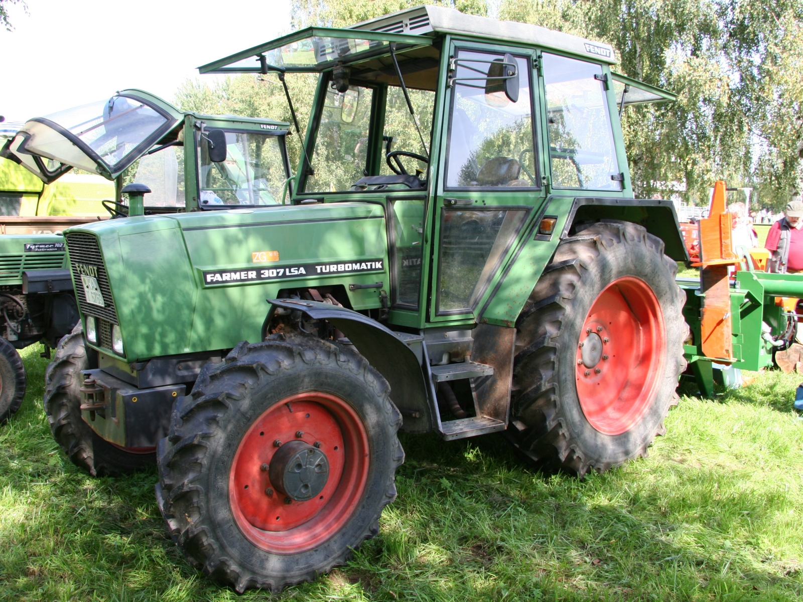 Fendt Farmer 307 LSA Turbomatik - Bildersammlung von Christof Rezbach