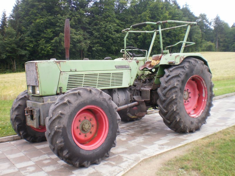 Fendt Favorit 10 S Traktor - technikboerse.com