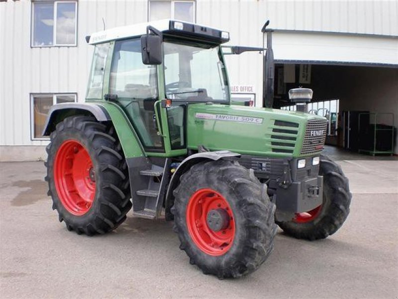 Fendt Favorit 509C Traktor - technikboerse.com