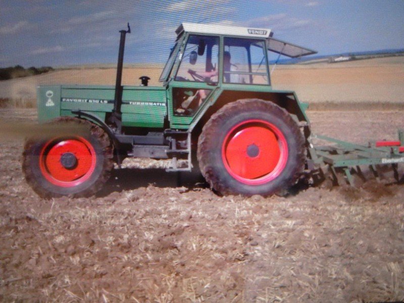 Fendt Favorit 610LS Traktor - technikboerse.com