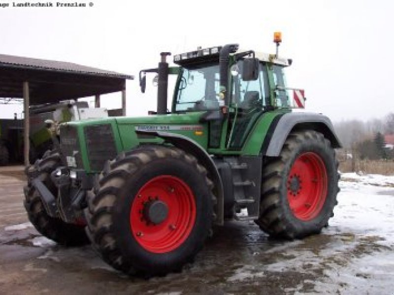 Fendt 924 Favorit vario Traktor - technikboerse.com