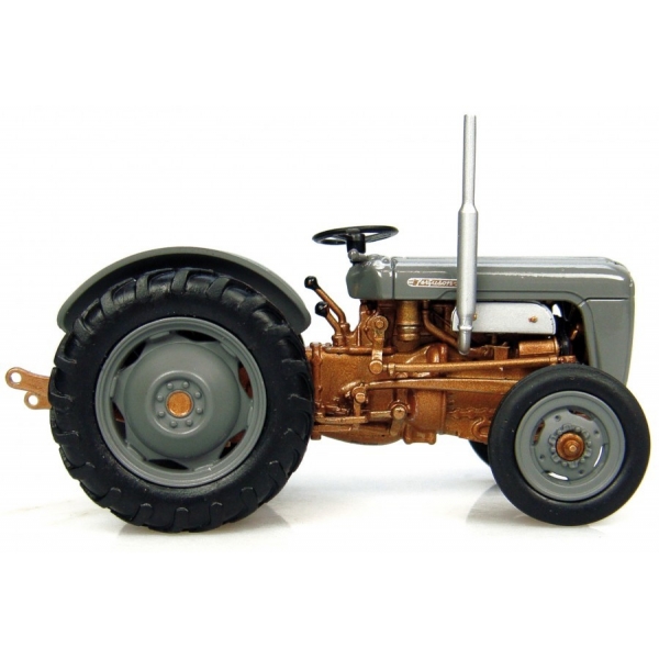 Ferguson FE35 Model Tractor