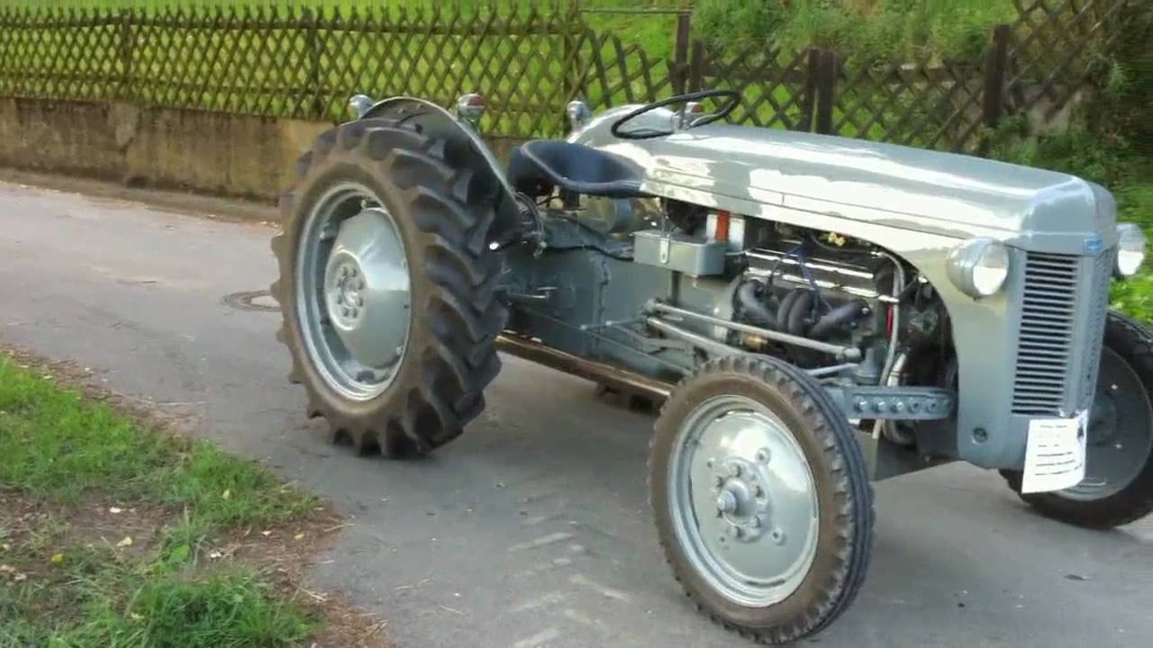 Ferguson TE-20 Baujahr 1949; Chevy V8; V8 Traktor - YouTube