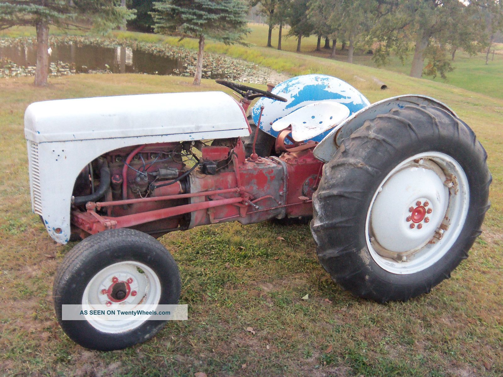 Ferguson To - 20 Tractor - Gas - Antique & Vintage Farm Equip photo