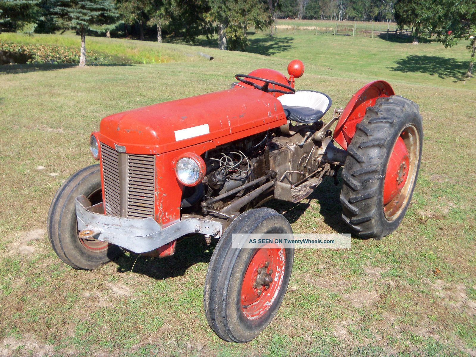 Ferguson To - 20 Tractor - Gas Antique & Vintage Farm Equip photo 4
