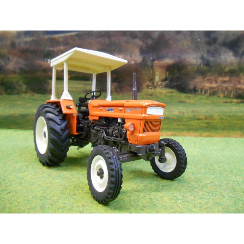 UNIVERSAL HOBBIES 1:32 FIAT 750 SPECIAL 2WD TRACTOR ...