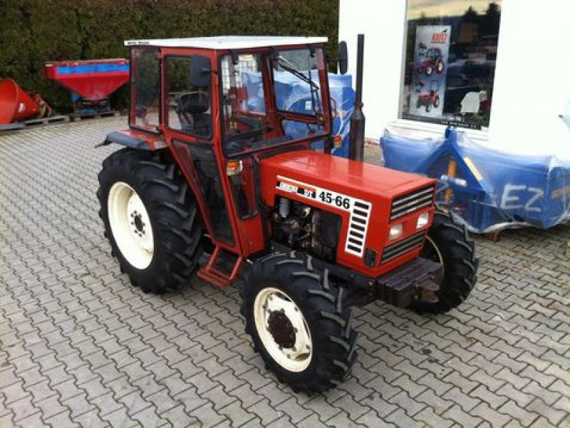 Fiat 45-66 DT Traktor - technikboerse.com